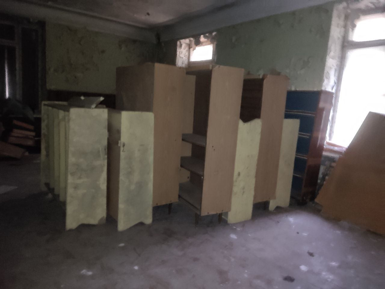 Заброшенная школа